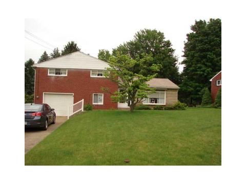 105 Clover Dr, Monaca, PA 15061 photo 2