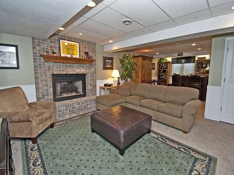 348 Warrick Dr, Seven Fields, PA 16046 photo 19