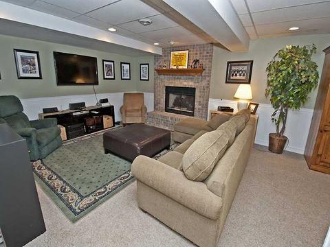 348 Warrick Dr, Seven Fields, PA 16046 photo 18
