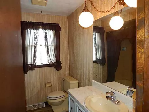 201 Taft Ct, Irwin, PA 15642 photo 13