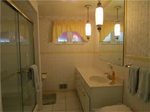14372 Roberta, Irwin, PA 15642 photo 14