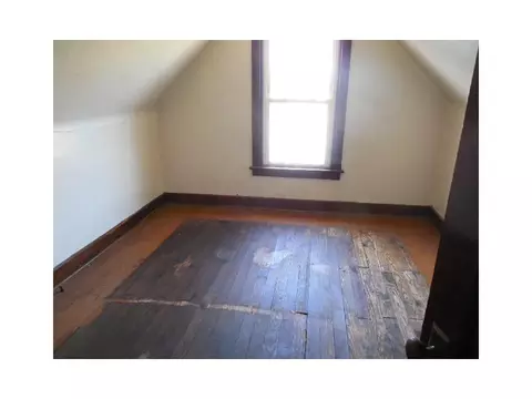 511 Kenmawr Ave, Braddock, PA 15104 photo 11