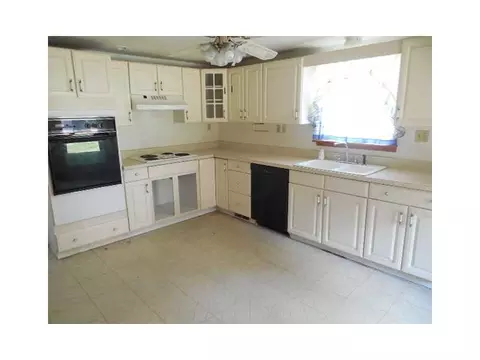 511 Kenmawr Ave, Braddock, PA 15104 photo 16