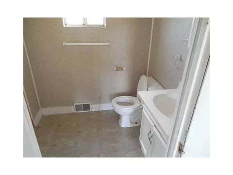 511 Kenmawr Ave, Braddock, PA 15104 photo 18