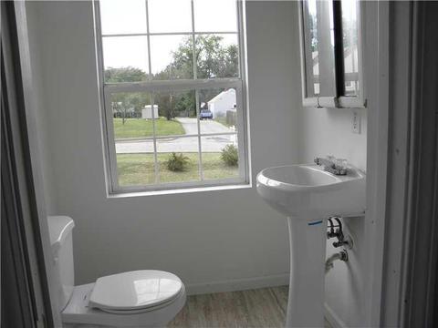 711 8th St, Clairton, PA 15025 photo 8