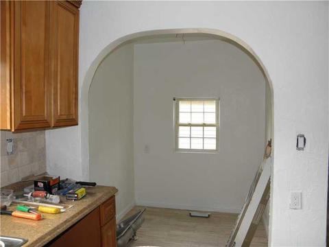 711 8th St, Clairton, PA 15025 photo 5