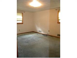 971 Abrams Dr, Irwin, PA 15642 photo 11