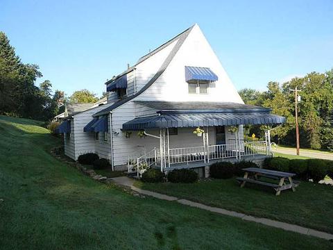 175 State St, Charleroi, PA 15022 photo 3