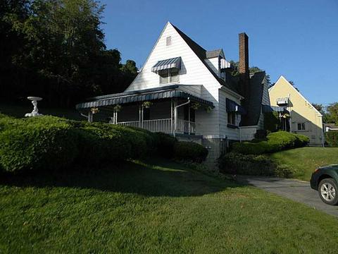 175 State St, Charleroi, PA 15022 photo 4