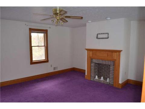 2027 Dime Rd, Vandergrift, PA 15690 photo 9