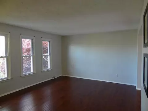 1098 Chapel Rd, Monaca, PA 15061 photo 5
