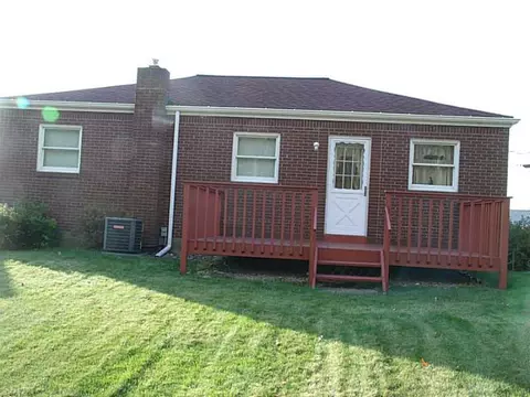 2779 Laurel Dr, Export, PA 15632 photo 2