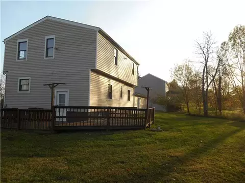175 Braddock Dr, Washington, PA 15301 photo 2