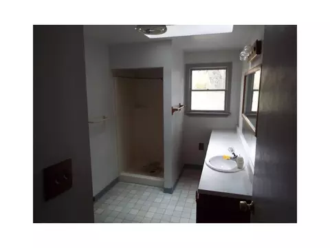 4 Cambridge, Irwin, PA 15642 photo 11