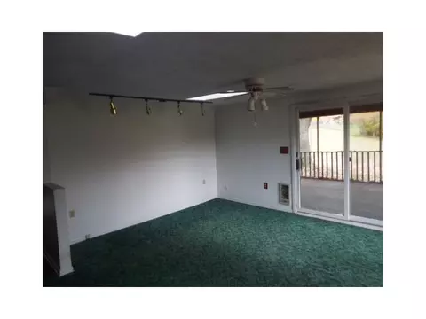 4 Cambridge, Irwin, PA 15642 photo 10