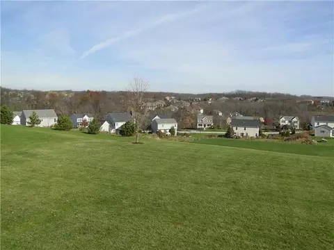 202 Walnut Dr, Eighty Four, PA 15330 photo 22