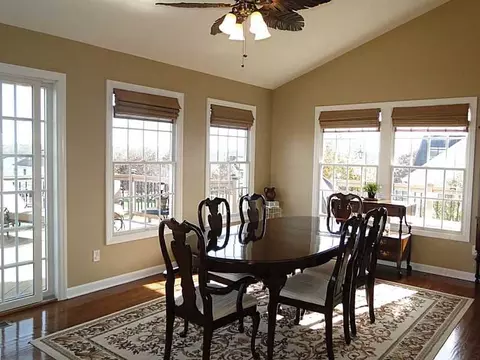 202 Walnut Dr, Eighty Four, PA 15330 photo 10