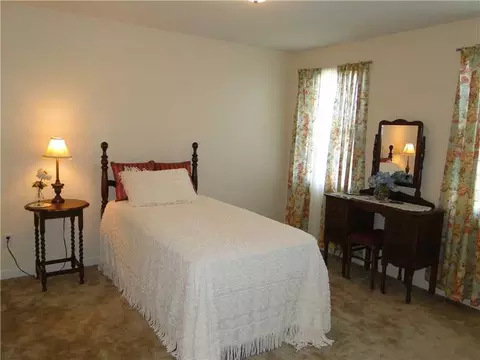 202 Walnut Dr, Eighty Four, PA 15330 photo 17
