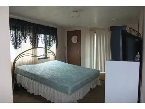 10 Minick Ln, Eighty Four, PA 15330 photo 10