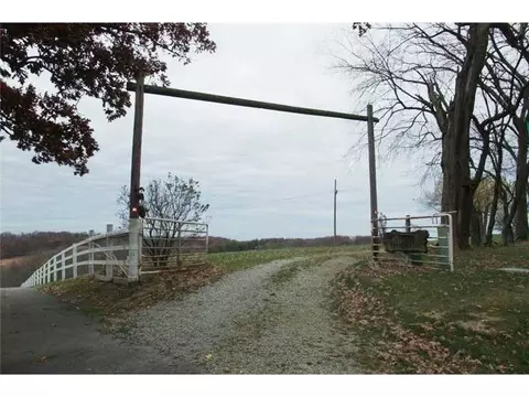10 Minick Ln, Eighty Four, PA 15330 photo 25