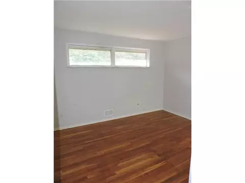 1503 Oneida Dr, Clairton, PA 15025 photo 11