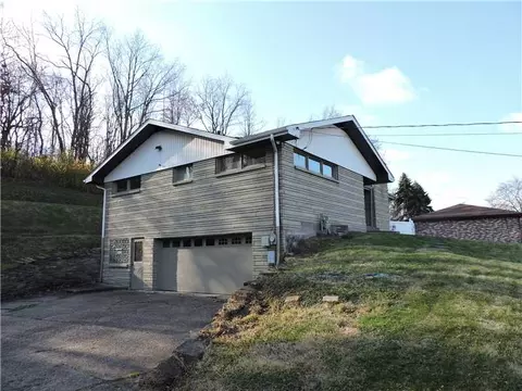 1503 Oneida Dr, Clairton, PA 15025 photo 17