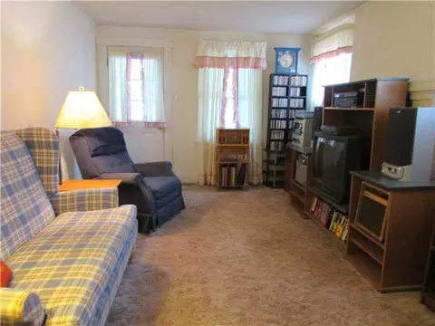 1749 Brinton Ave, Braddock, PA 15104 photo 8