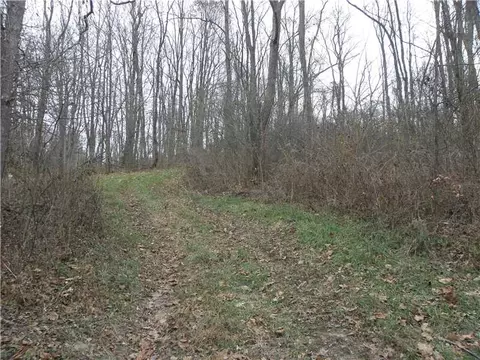 304 Patterson Rd, Eighty Four, PA 15330 photo 10
