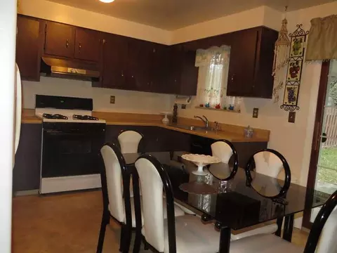 877 Quaker Dr, Irwin, PA 15642 photo 6