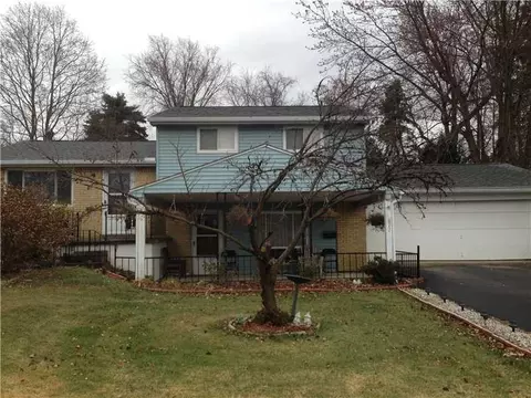 877 Quaker Dr, Irwin, PA 15642 photo 18