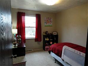 111 Charles Dr, Irwin, PA 15642 photo 6