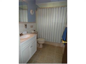 111 Charles Dr, Irwin, PA 15642 photo 7