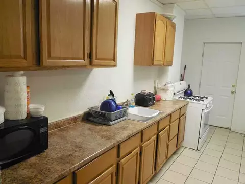 534 3rd St, Clairton, PA 15025 photo 2