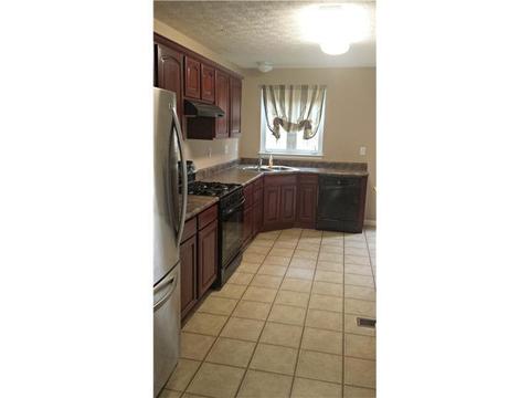 126 Broadstone, Mars, PA 16046 photo 6