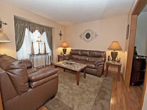 606 Cheshire, Seven Fields, PA 16046 photo 9