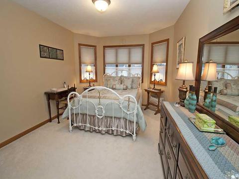 606 Cheshire, Seven Fields, PA 16046 photo 15