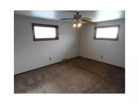 14235 Wayne Dr, Irwin, PA 15642 photo 10