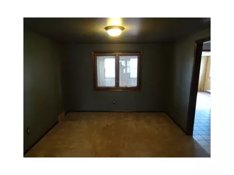 14235 Wayne Dr, Irwin, PA 15642 photo 5