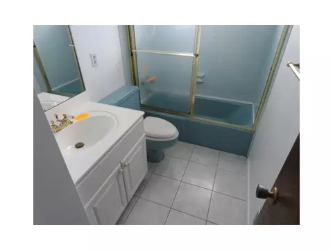 14235 Wayne Dr, Irwin, PA 15642 photo 11