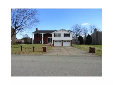 14235 Wayne Dr, Irwin, PA 15642 photo 1