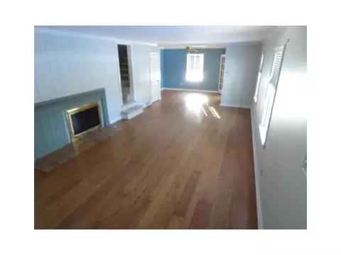 4907 Simmons Cir, Export, PA 15632 photo 3