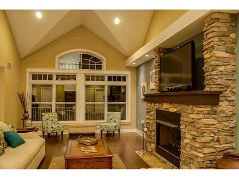 5145 Trillium Dr, Export, PA 15632 photo 2