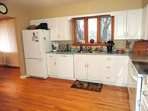 5053 Sequoia Ct, Export, PA 15632 photo 9