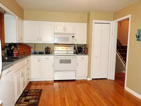 5053 Sequoia Ct, Export, PA 15632 photo 7