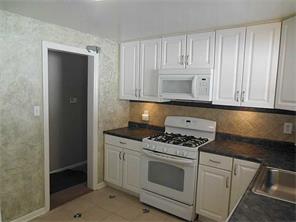 13211 Sylvia Dr, Irwin, PA 15642 photo 7