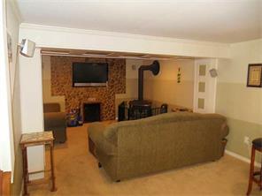13211 Sylvia Dr, Irwin, PA 15642 photo 13