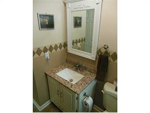 13211 Sylvia Dr, Irwin, PA 15642 photo 11