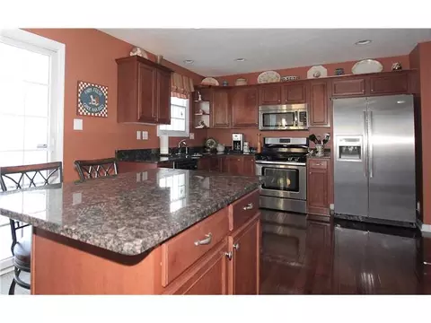 311 Hickory Nut Dr, Eighty Four, PA 15330 photo 7