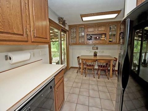 481 Corey Dr, Irwin, PA 15642 photo 6