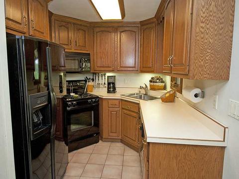 481 Corey Dr, Irwin, PA 15642 photo 5